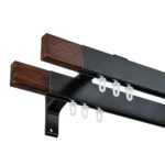 Galerie dubla cu canal de culisare neagra capat maro, Seattle